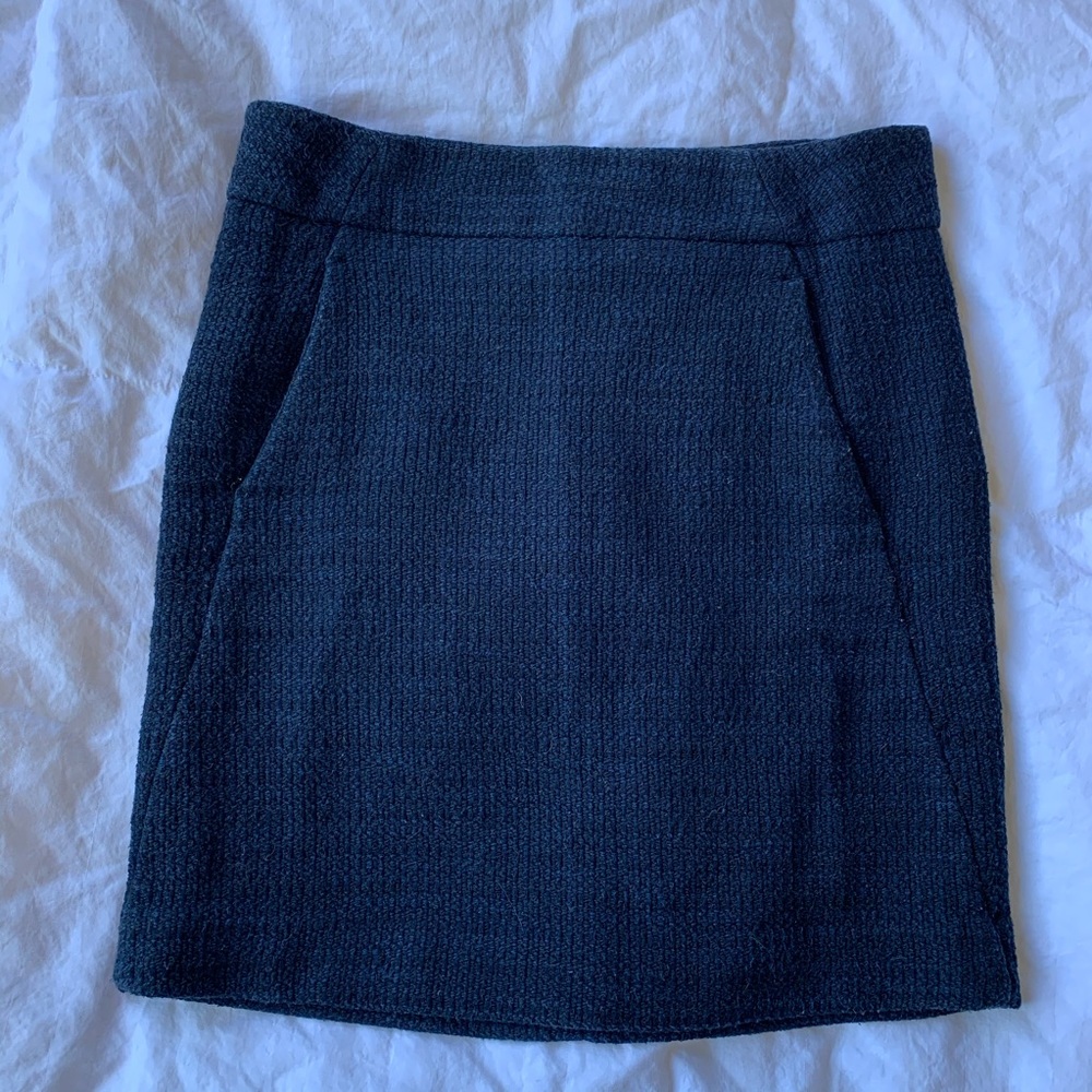 Tweed skirt